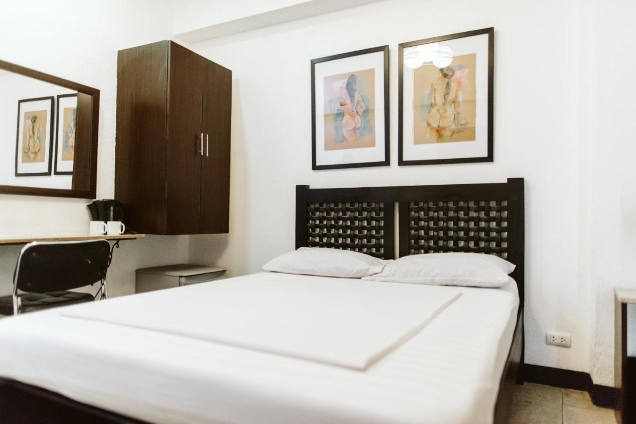 San Agustin Residences Makati City Exterior foto